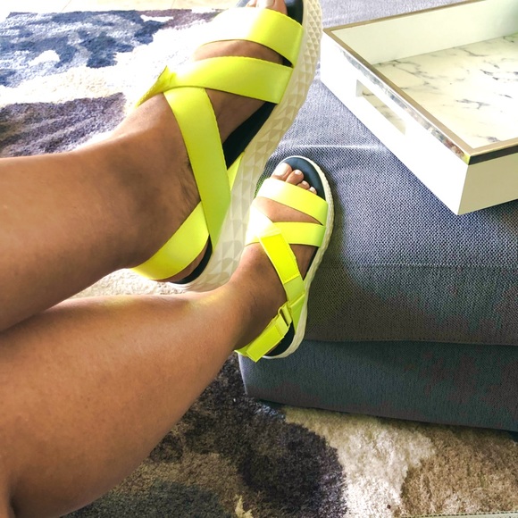 Neon Summer - Picture 2 of 2